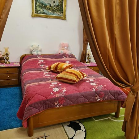 Villa George - Family Holidays Néa Mákri Exterior foto