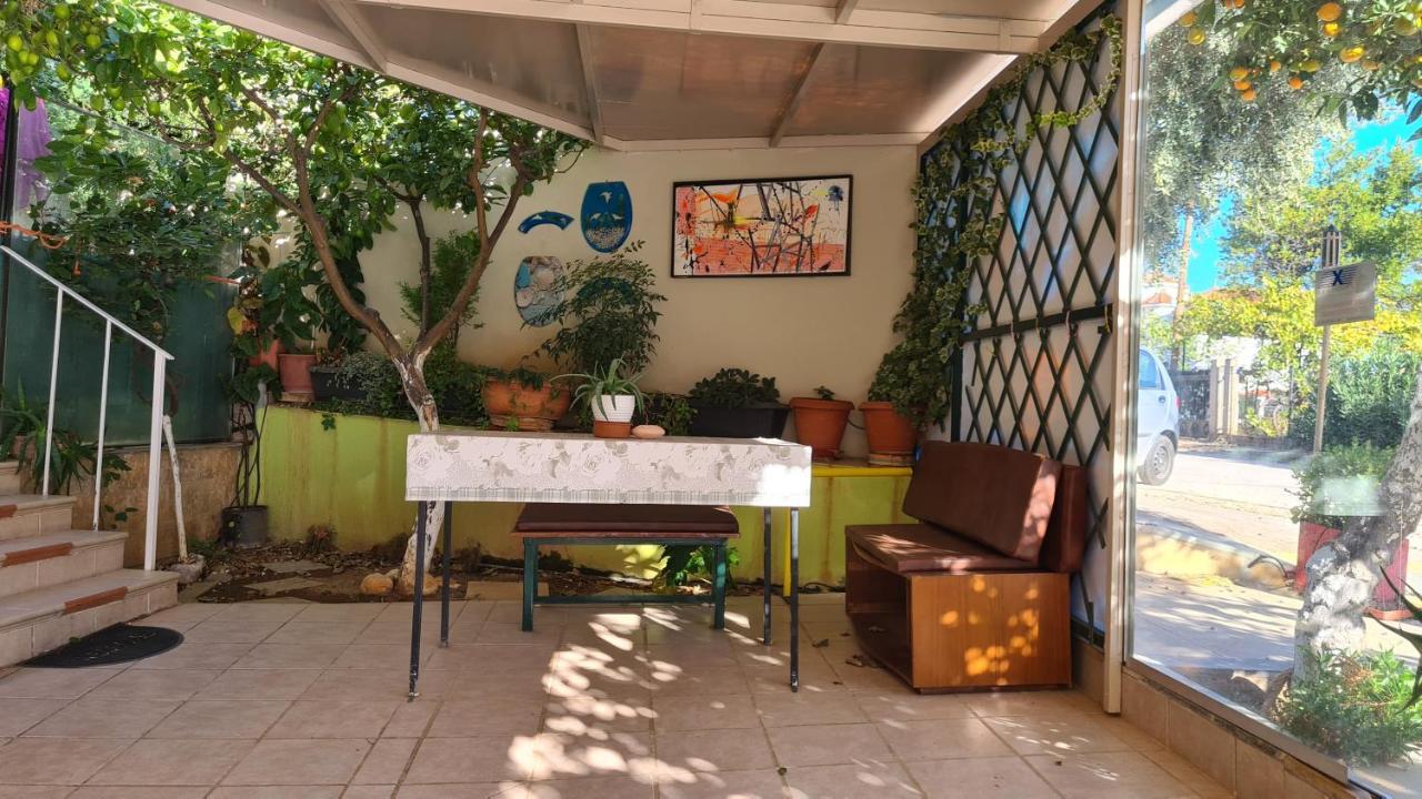 Villa George - Family Holidays Néa Mákri Exterior foto